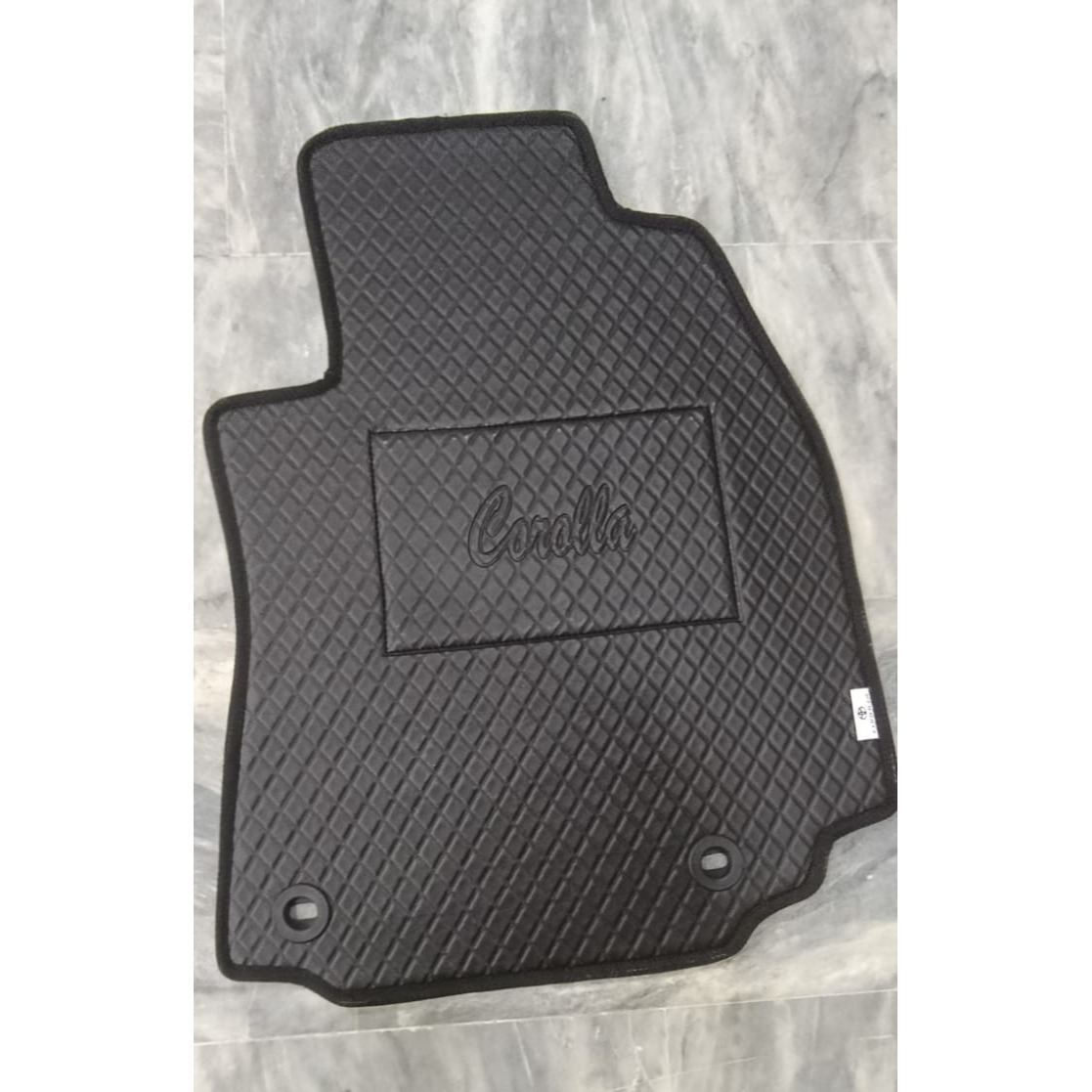 Suzuki Cultus Old Trunk Mat Dyed Pressed Design Black Model 2016