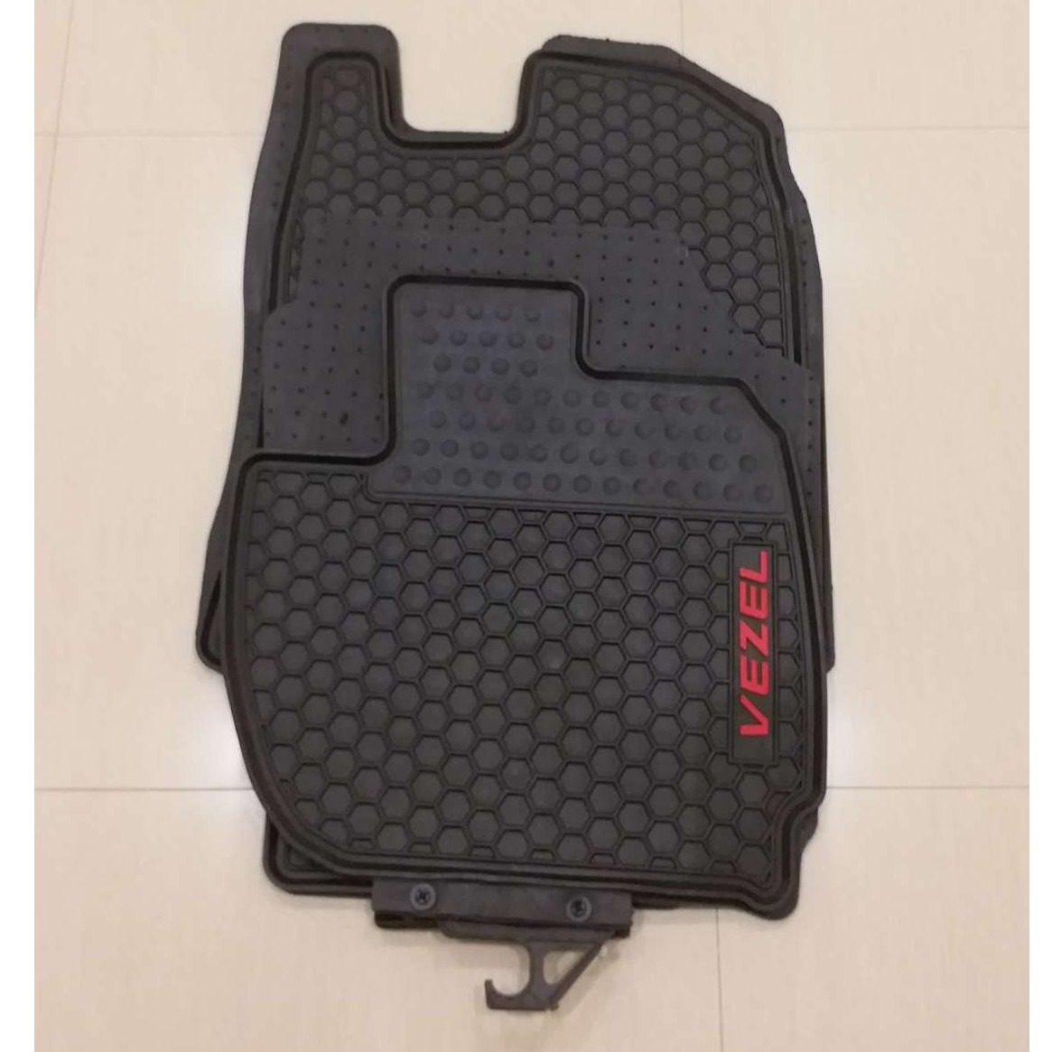 Honda Vezel Rubber Floor Mat Black Model 2014-2019