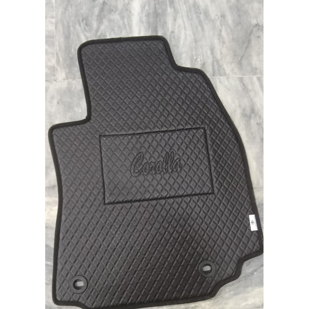 Suzuki Swift Trunk Mat Dyed Pressed Design Black Model 2022